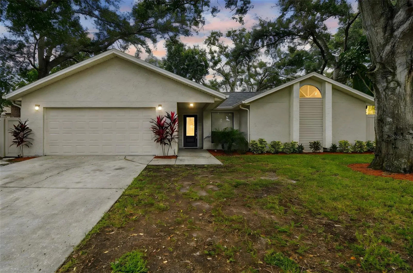 2504 GULFBREEZE CIR