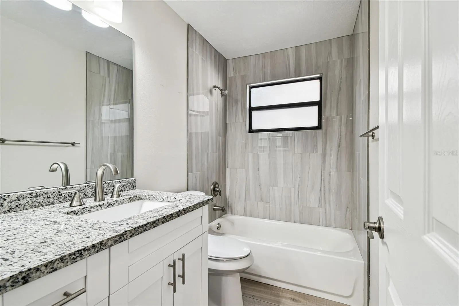 2504 GULFBREEZE CIR