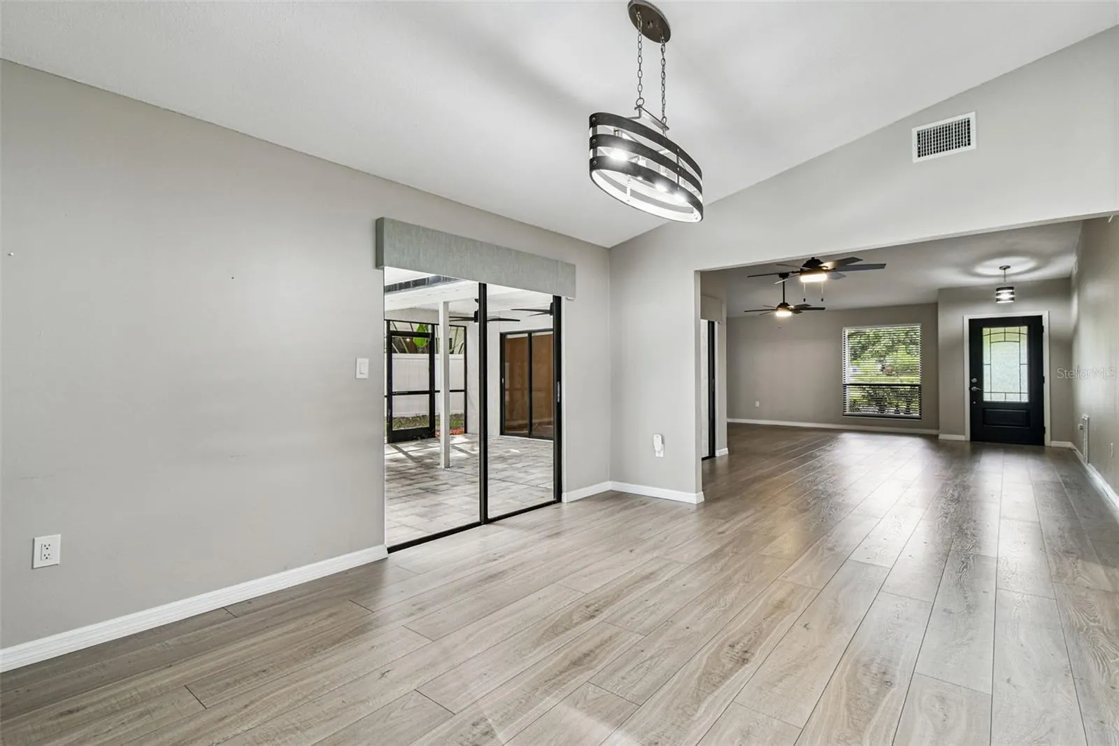 2504 GULFBREEZE CIR