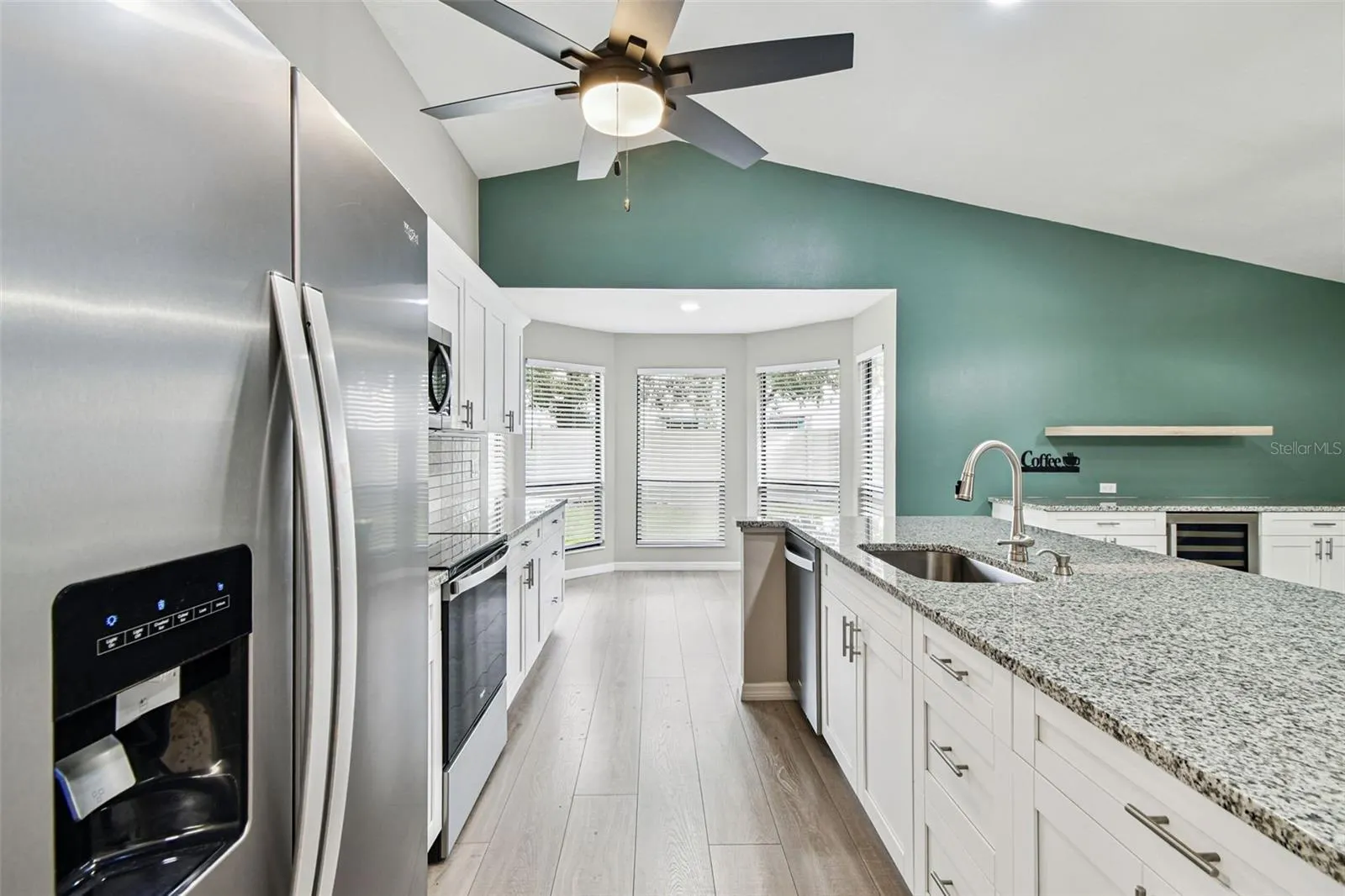 2504 GULFBREEZE CIR