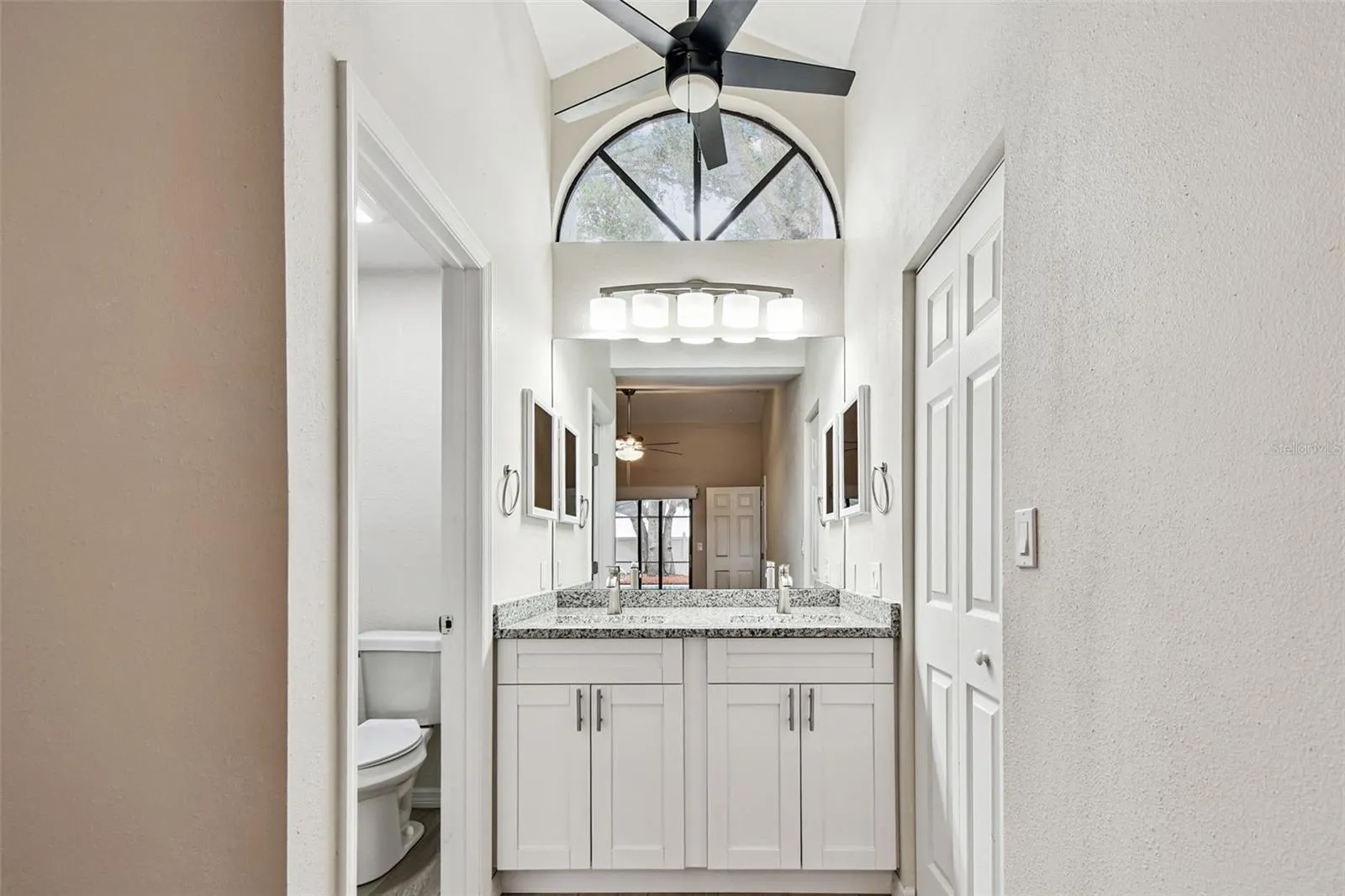 2504 GULFBREEZE CIR