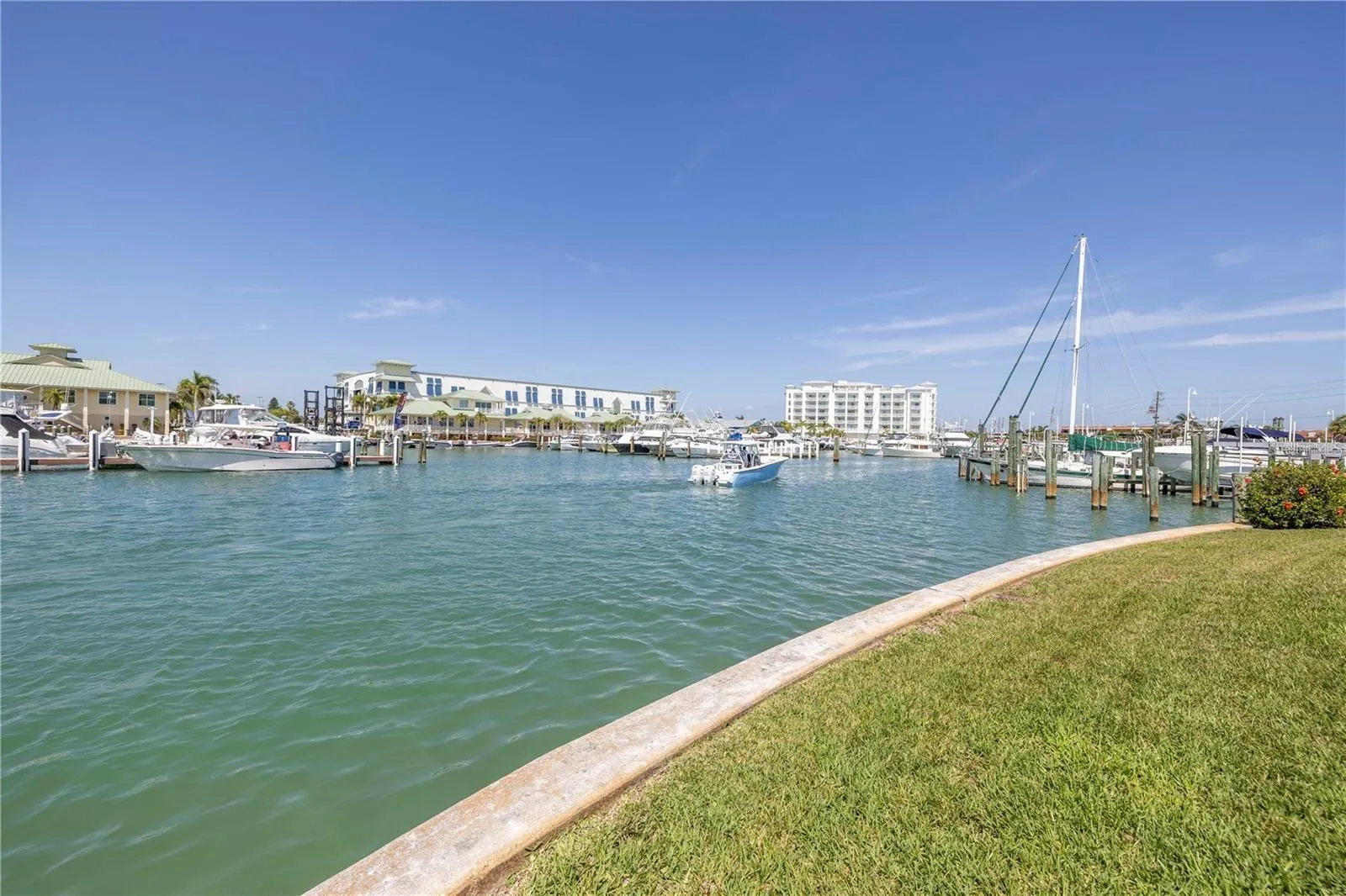 340 PINELLAS BAYWAY S #306, #306