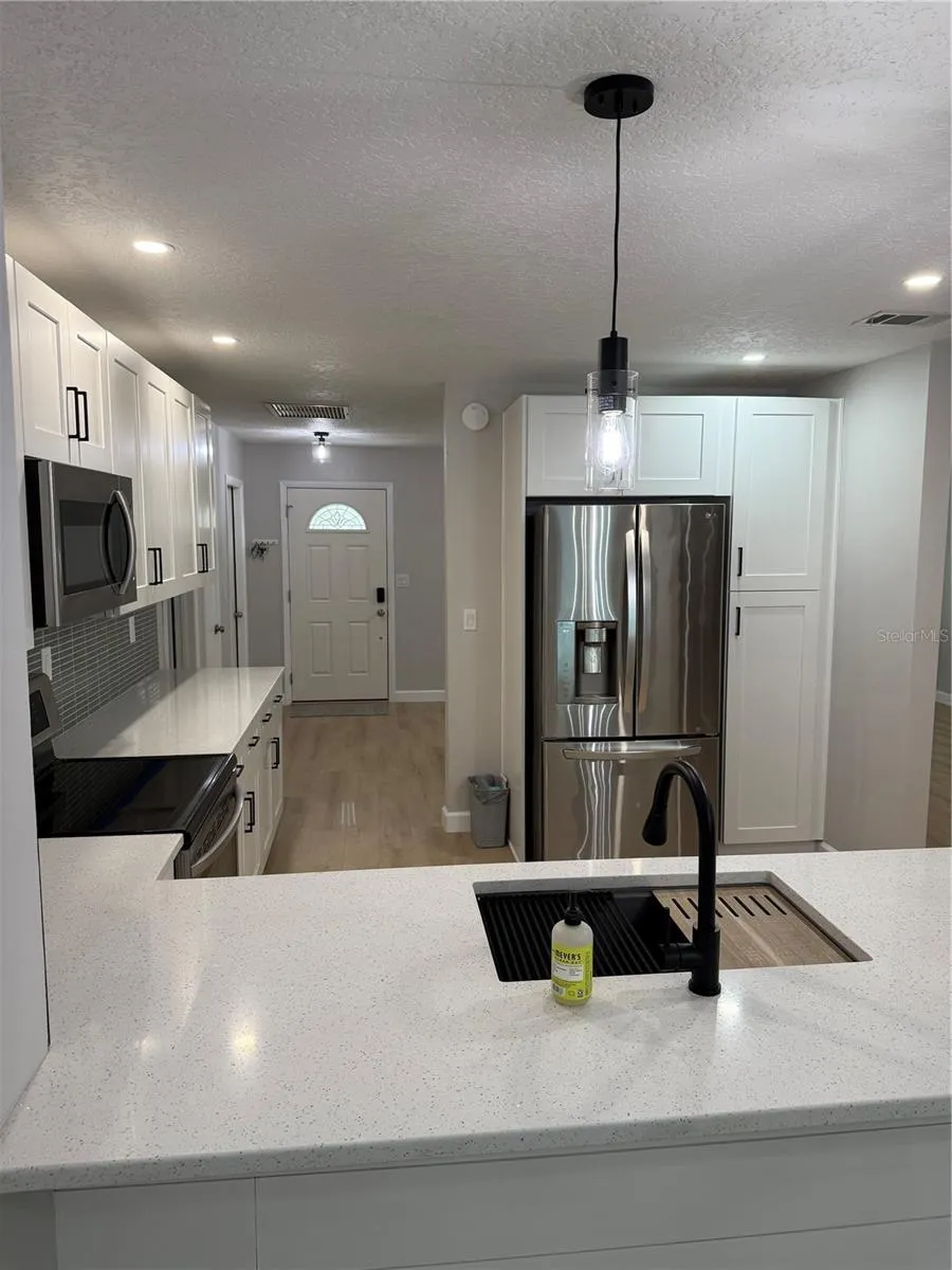 109 TIMBER CIR