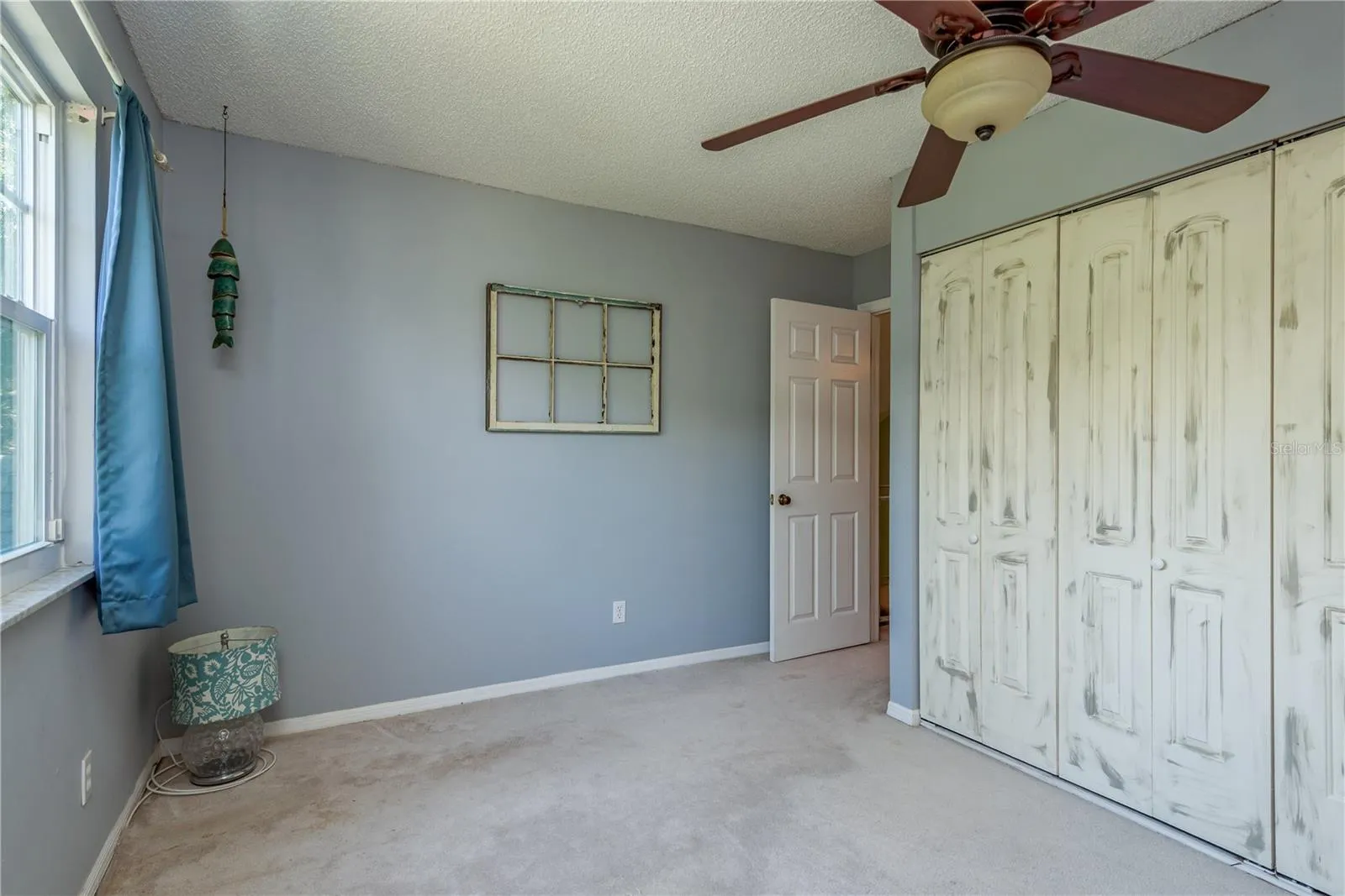 678 GREENGLEN LN