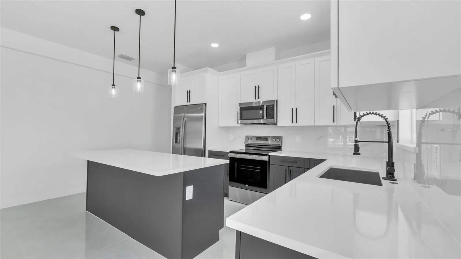 4808/4810 22ND AVE N