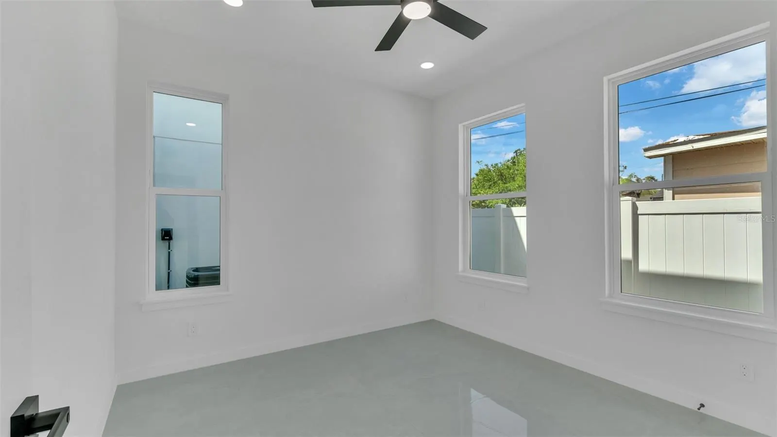 4808/4810 22ND AVE N