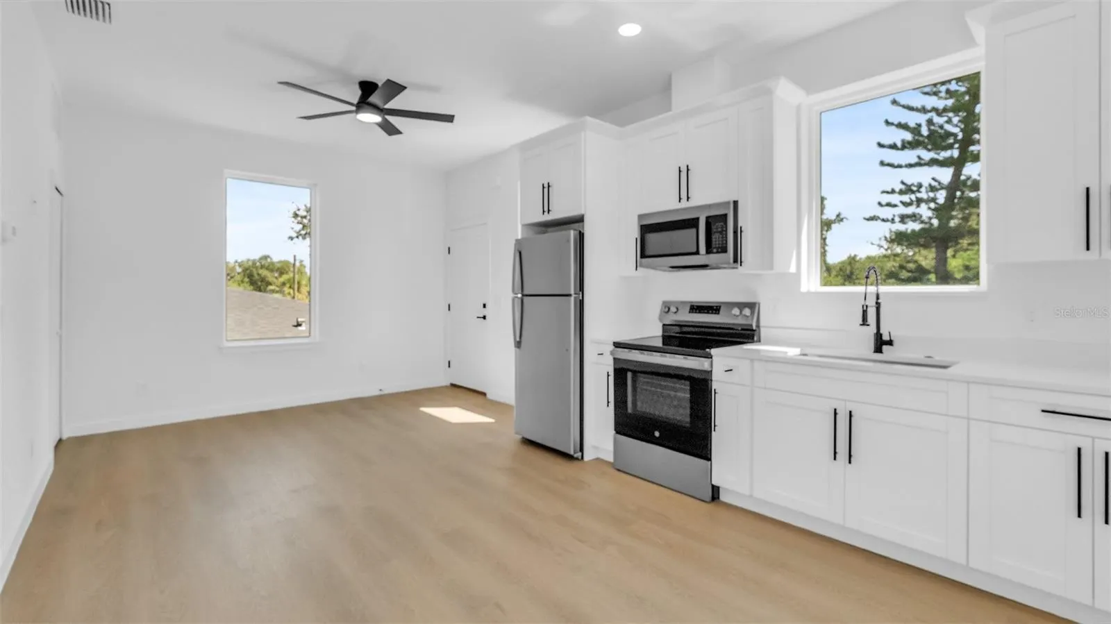 4808/4810 22ND AVE N