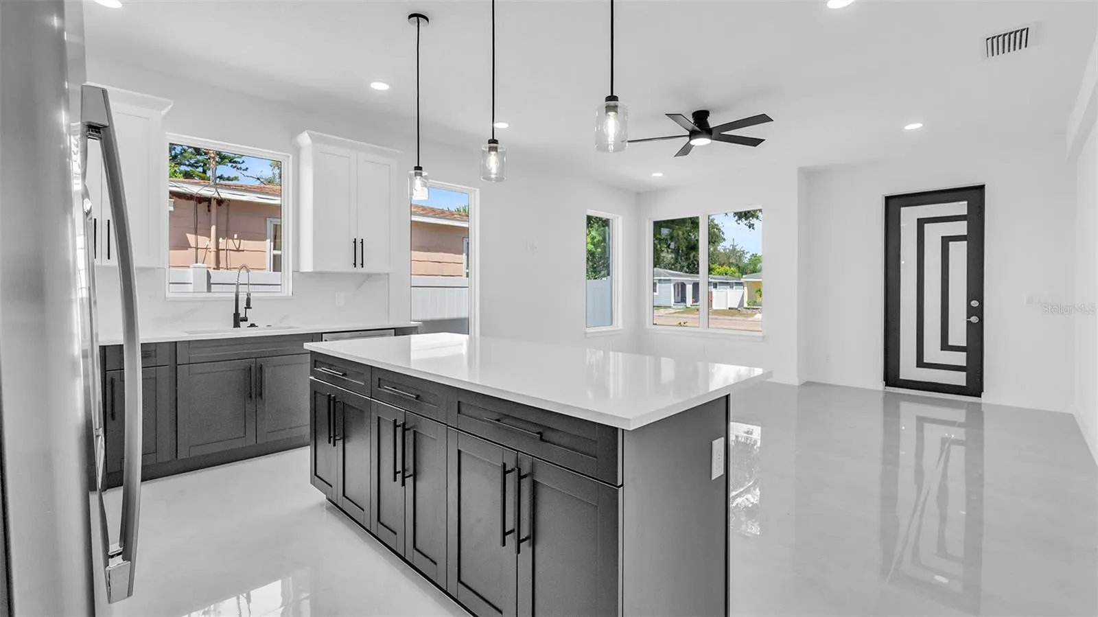 4808/4810 22ND AVE N