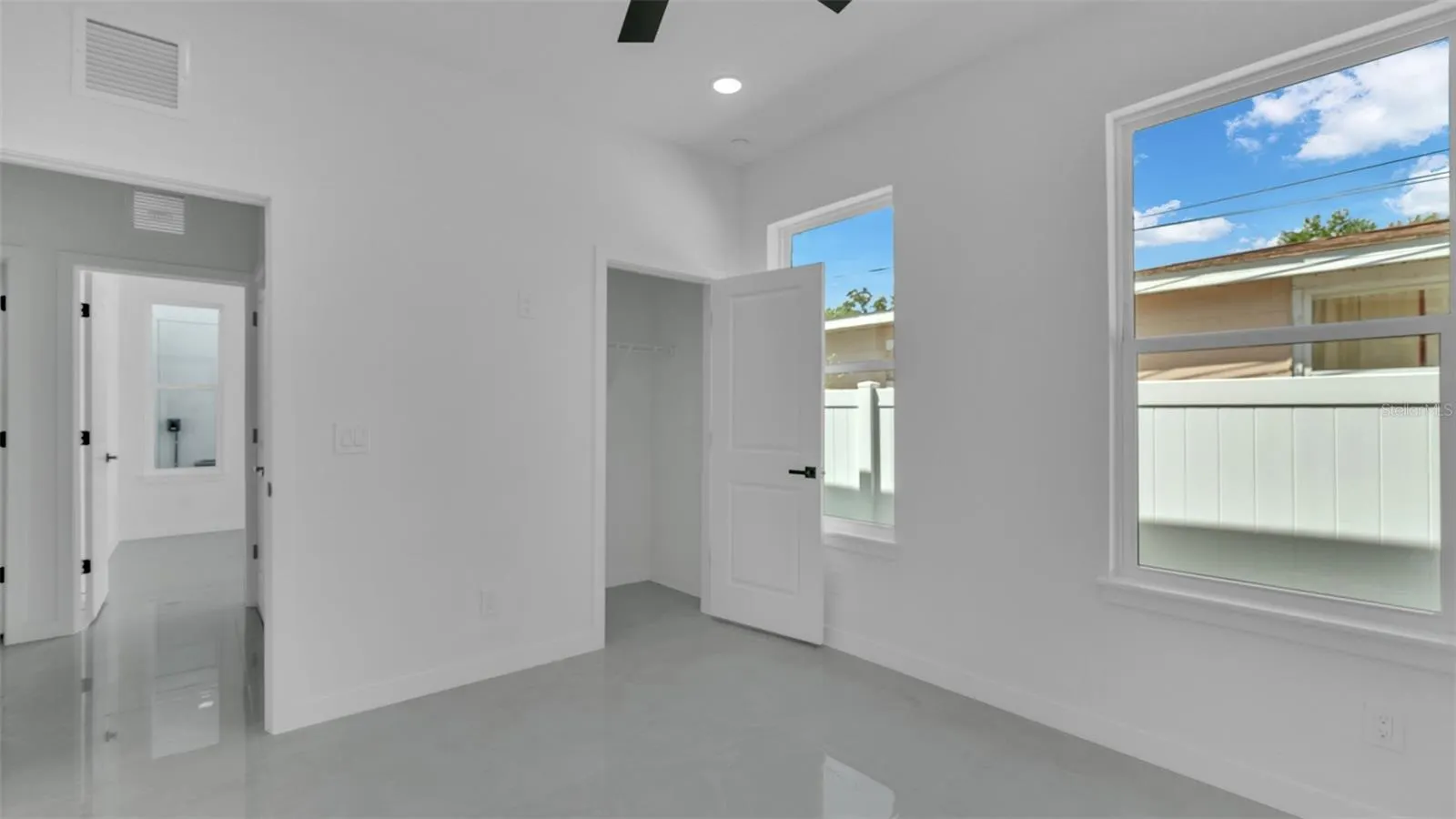 4808/4810 22ND AVE N