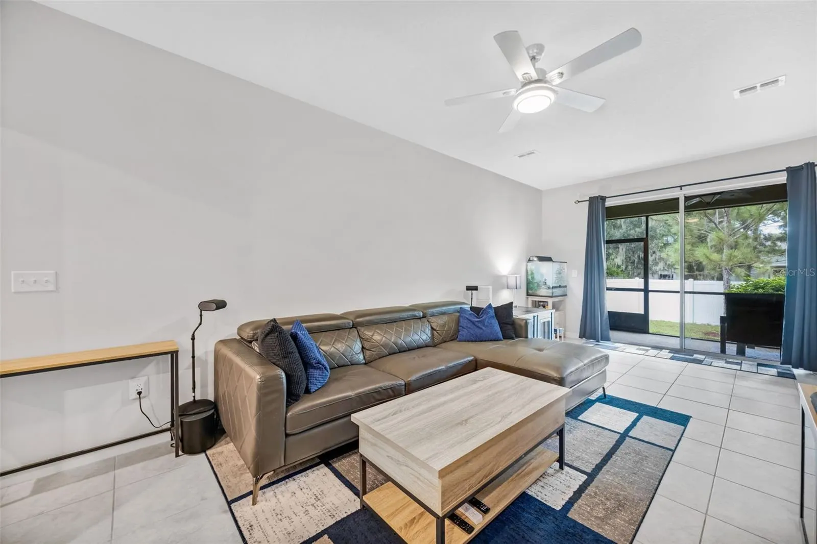 2110 LACEFLOWER DR
