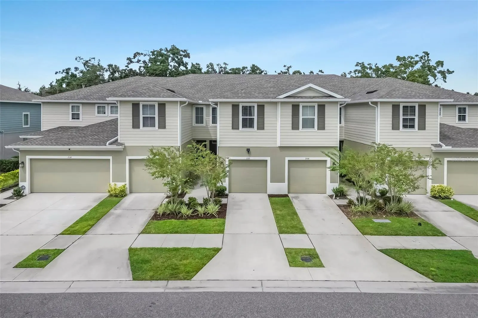 2110 LACEFLOWER DR