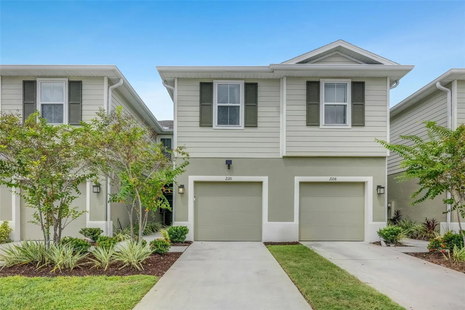 2110 LACEFLOWER DR