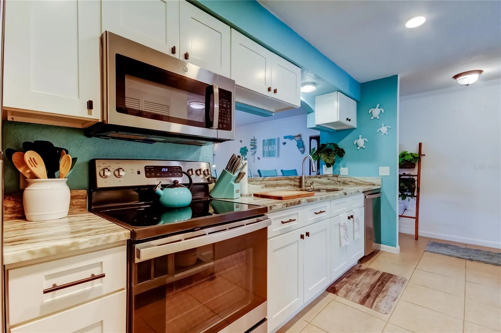 12261 SAILWINDS DR #203, #203