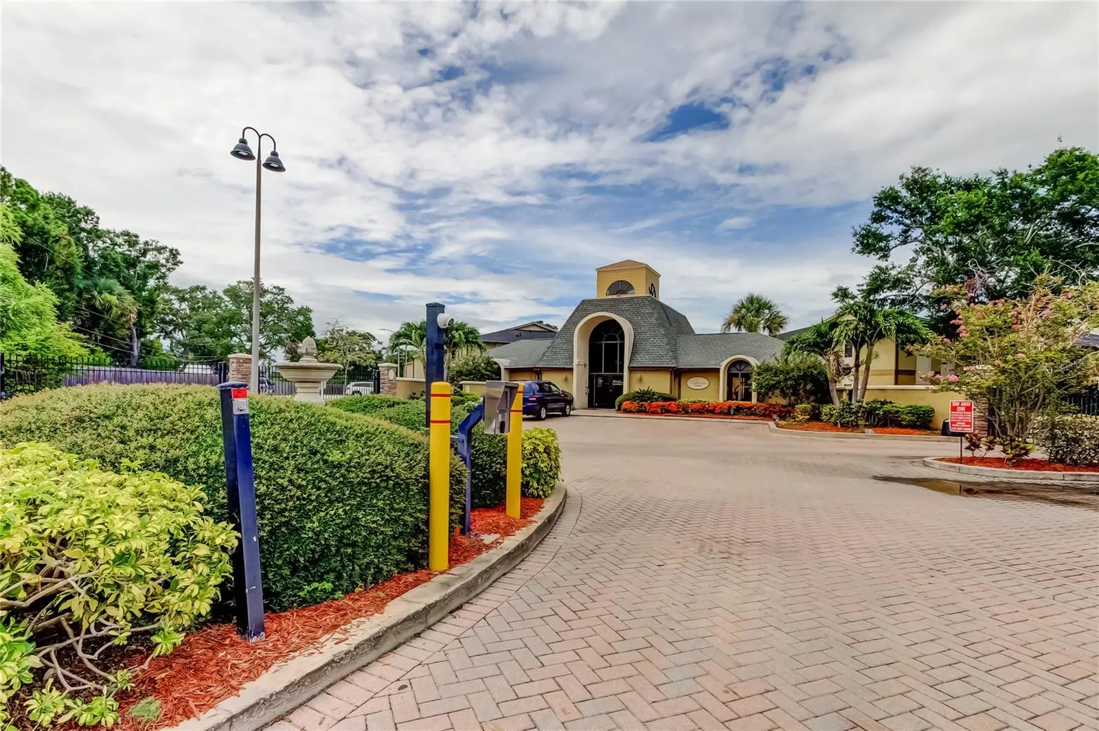 12261 SAILWINDS DR #203, #203