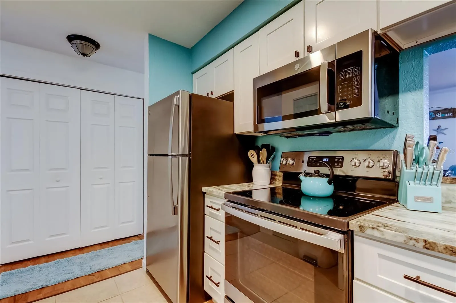 12261 SAILWINDS DR #203, #203