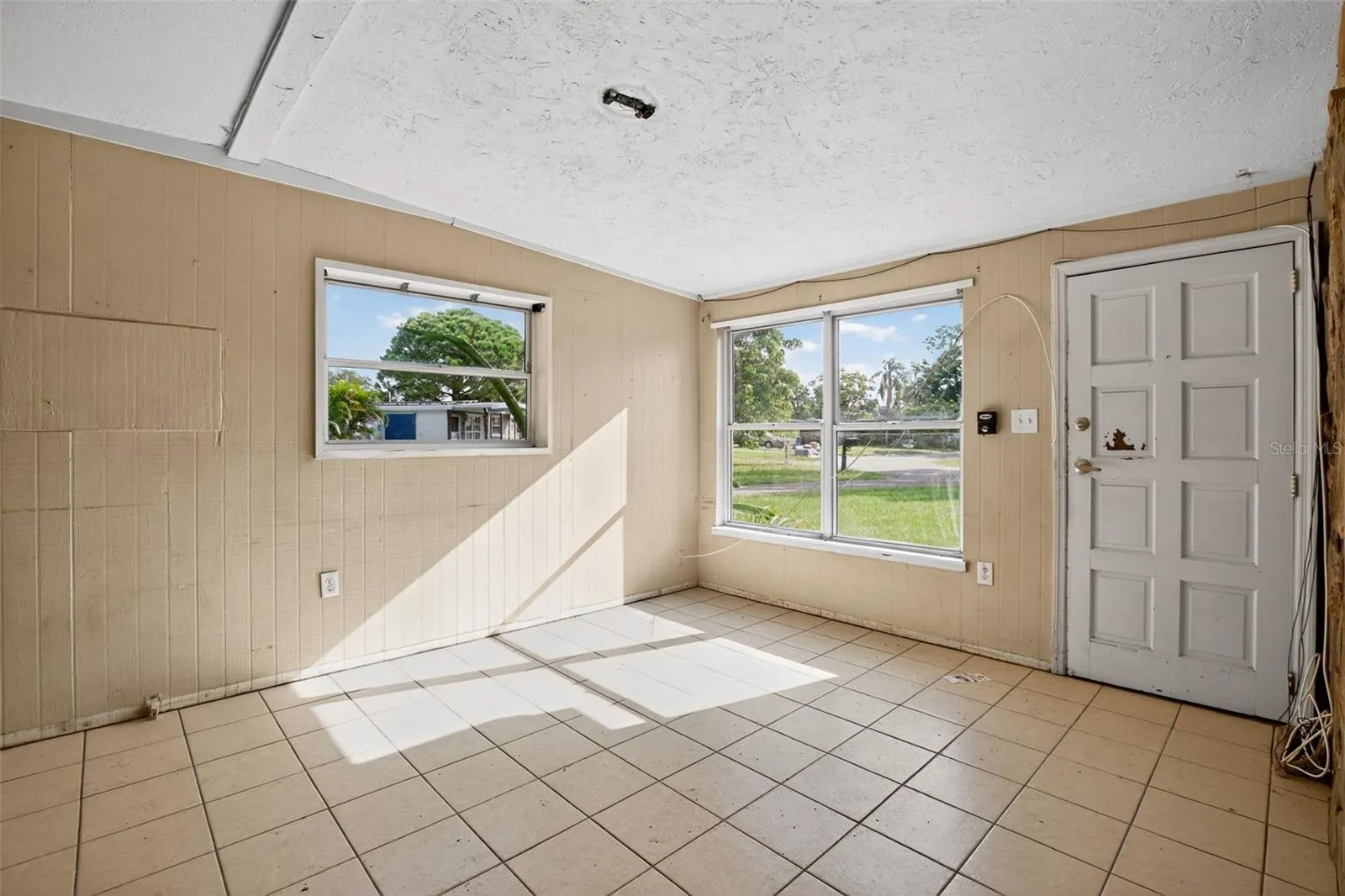 9154 ORCHID DR