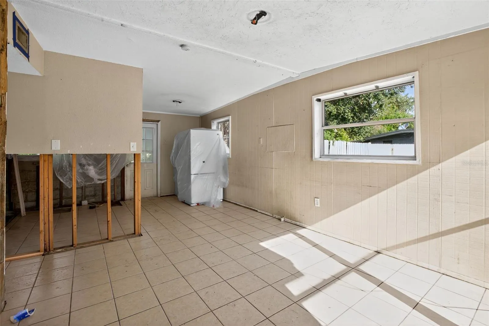 9154 ORCHID DR