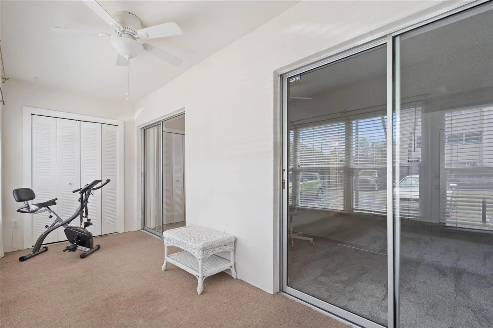 209 NE LINCOLN CIR N #109, #109