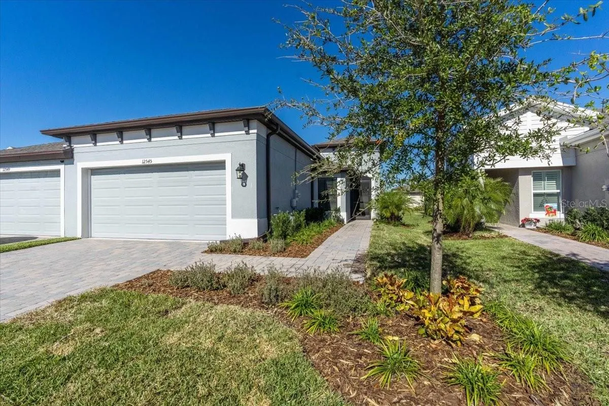 12545 OAK HILL WAY