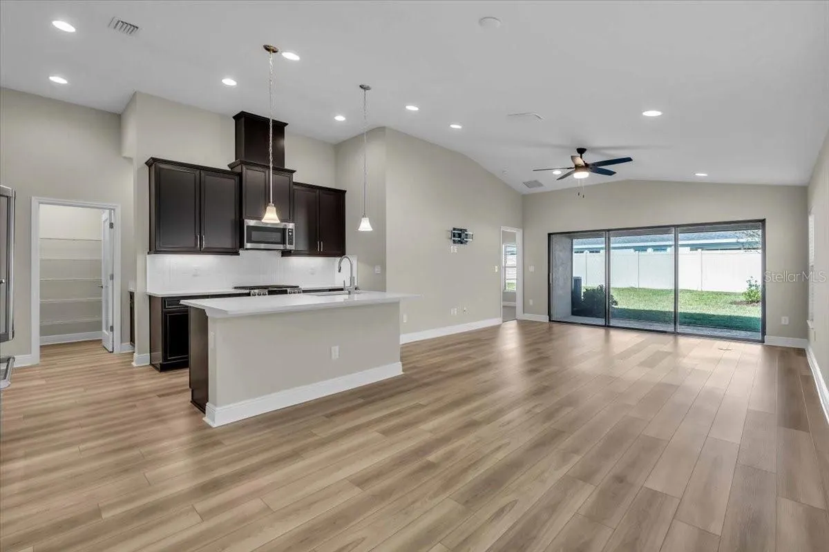 12545 OAK HILL WAY