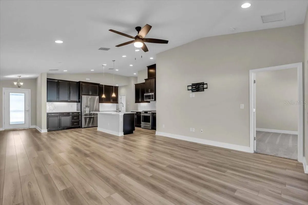 12545 OAK HILL WAY