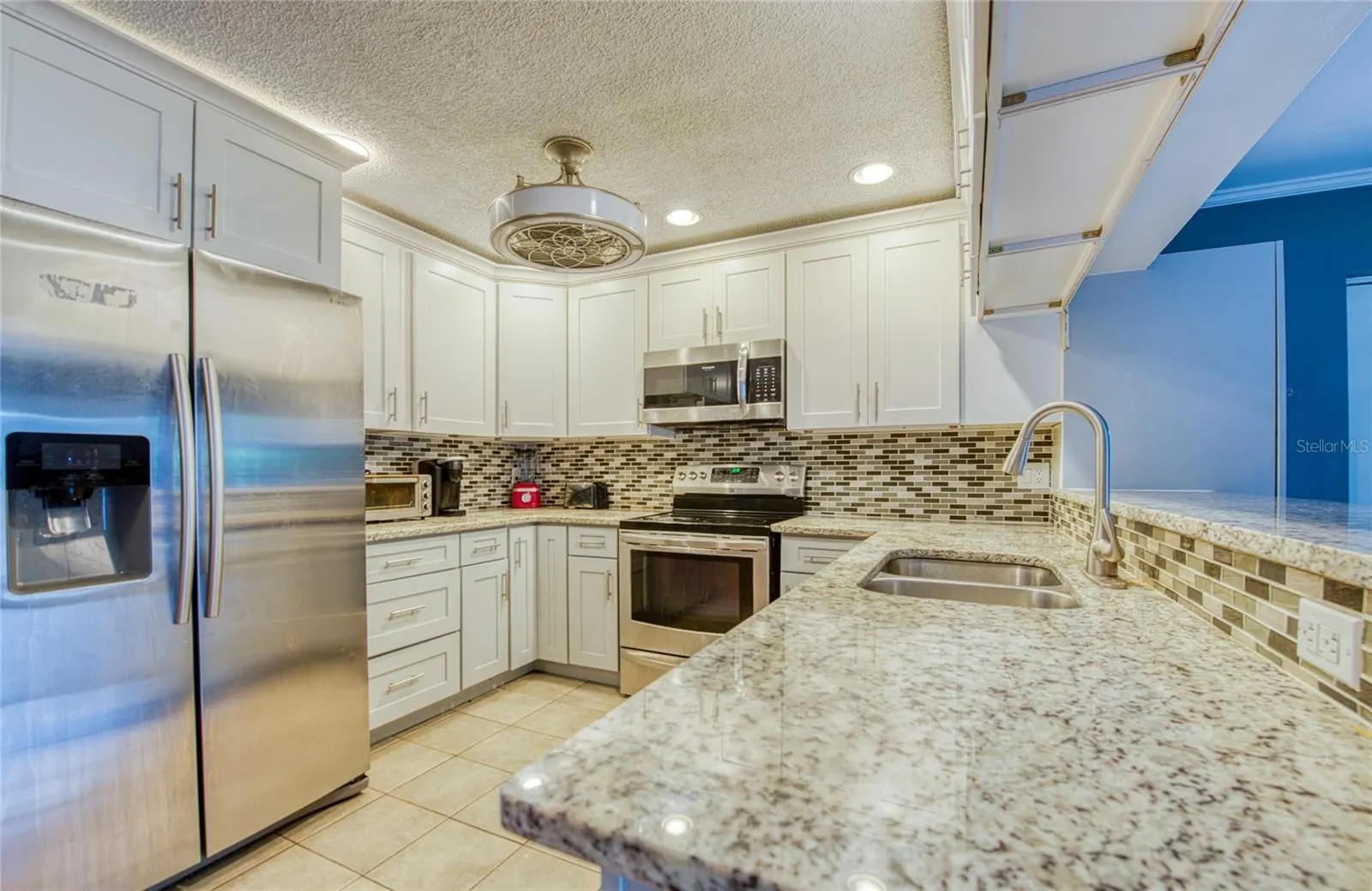1007 VINEYARD CT