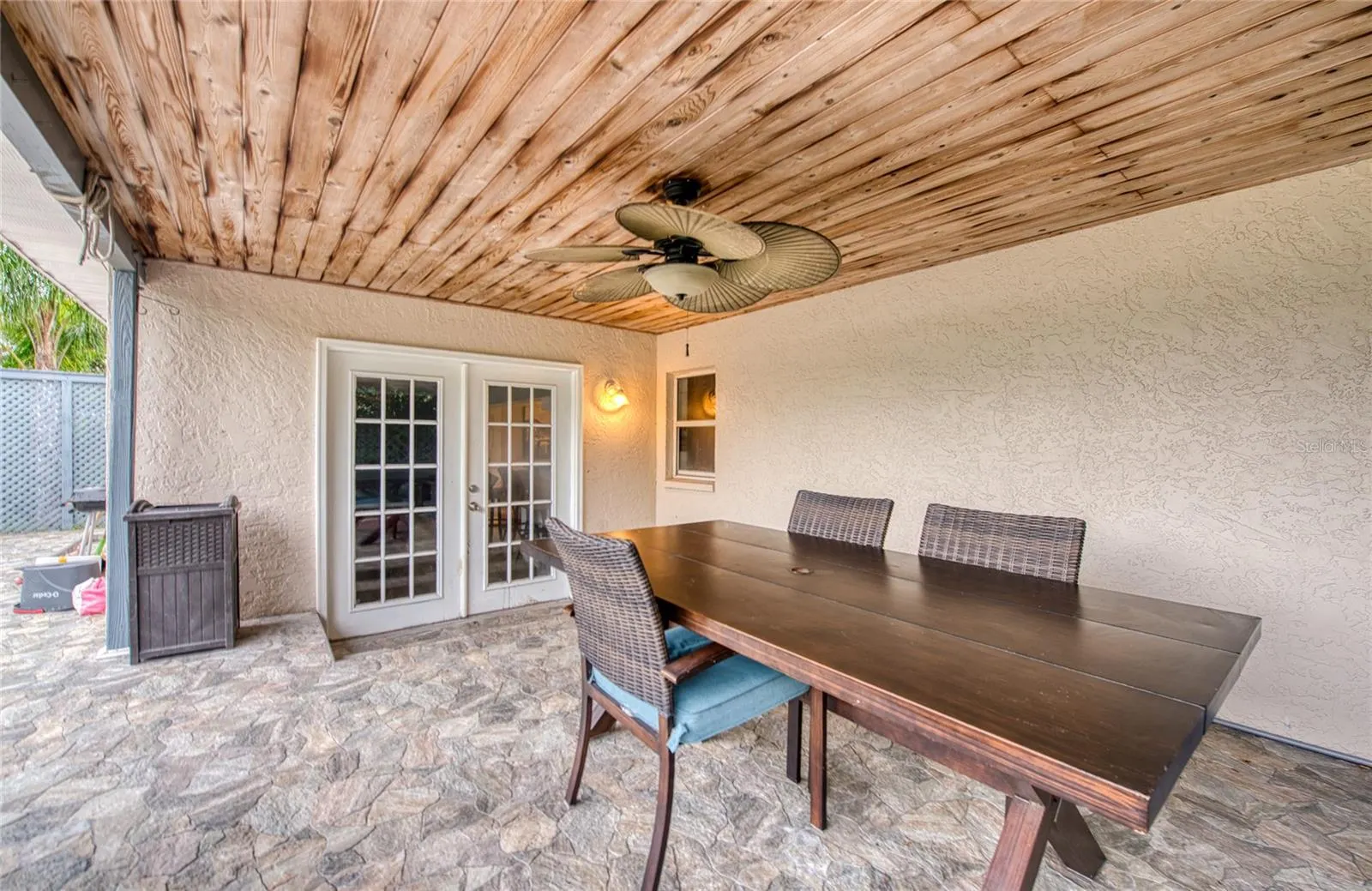 1007 VINEYARD CT