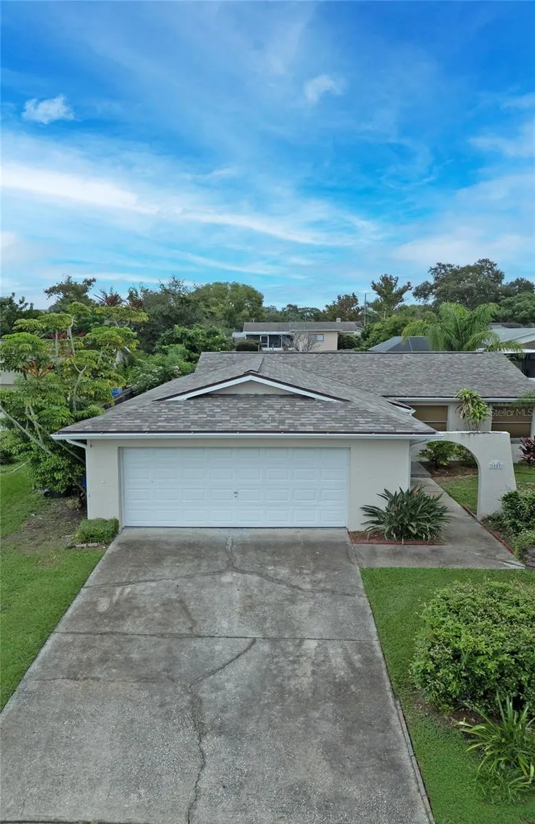 1007 VINEYARD CT