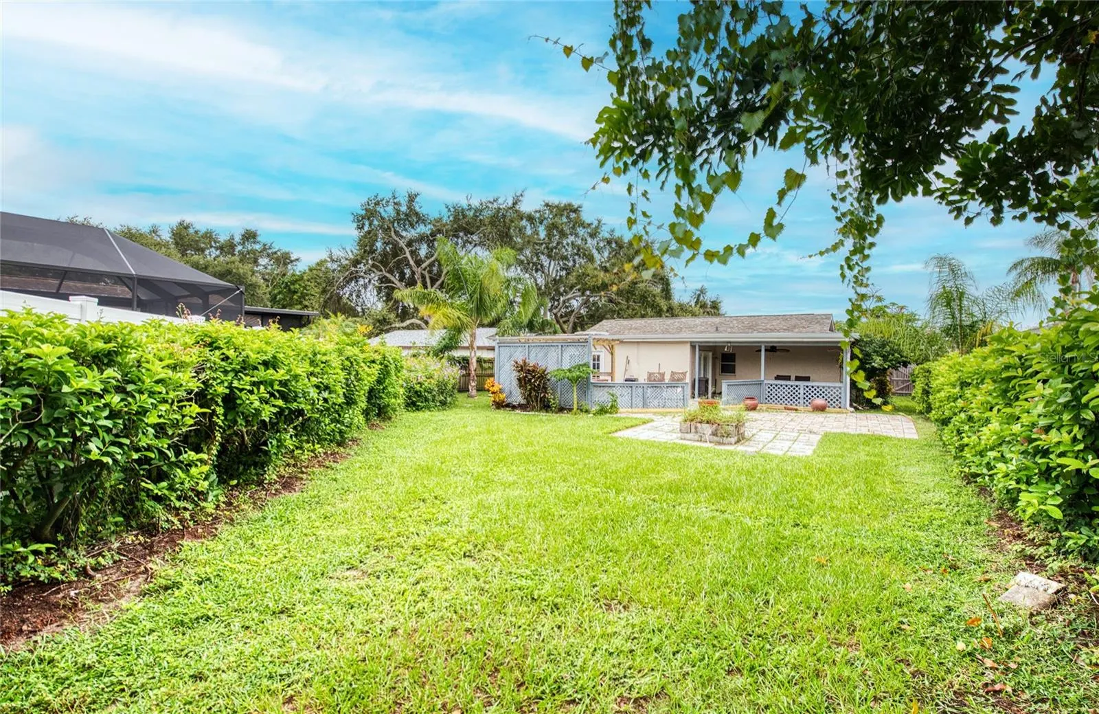 1007 VINEYARD CT