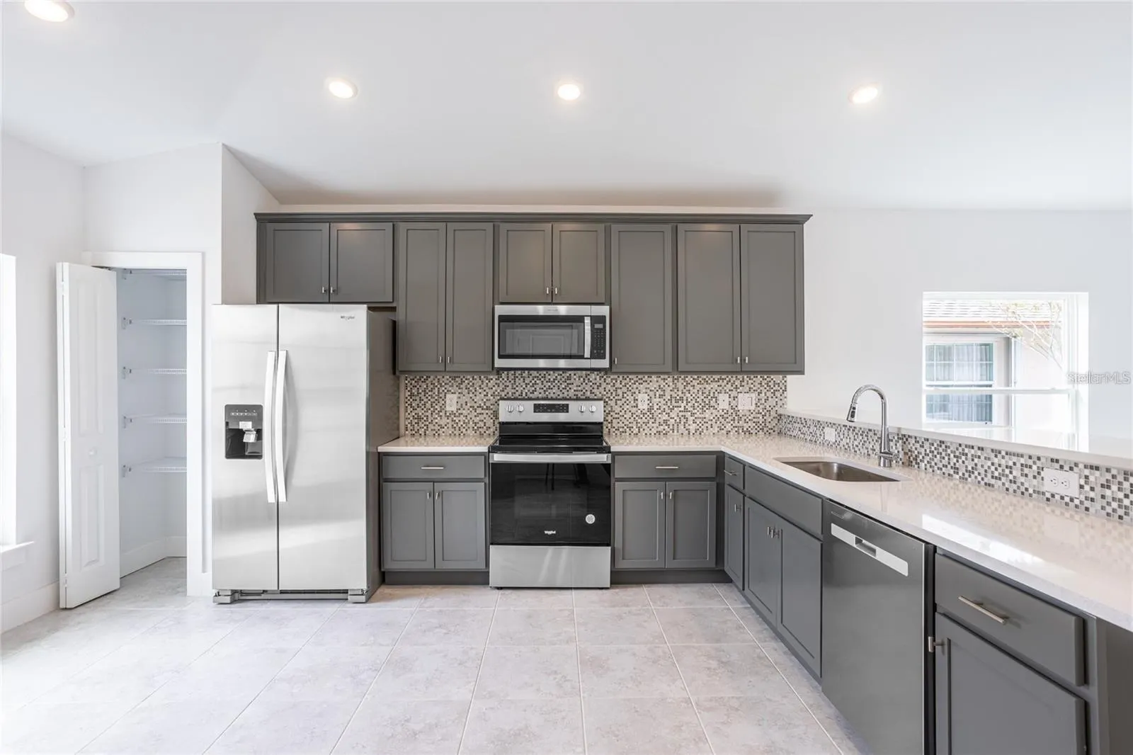 479 WINWOOD CT