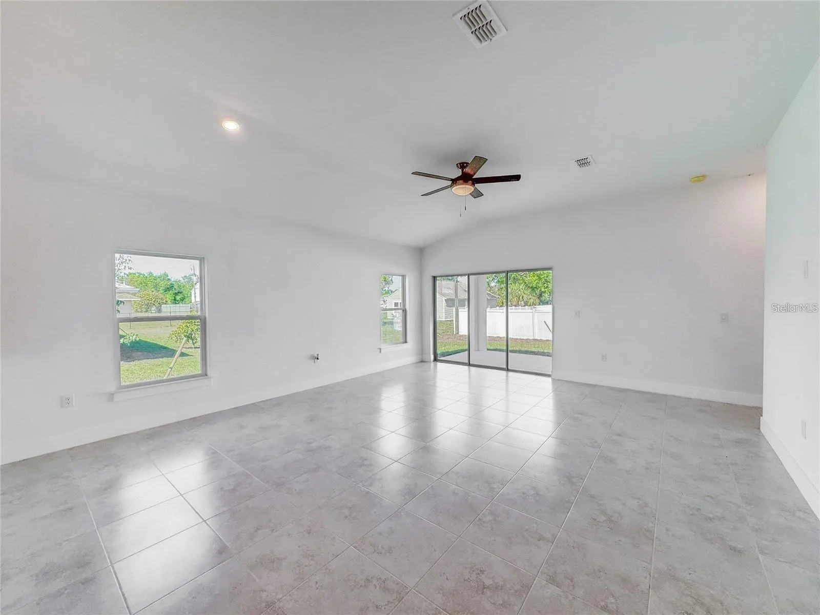 22442 PEACHLAND BLVD