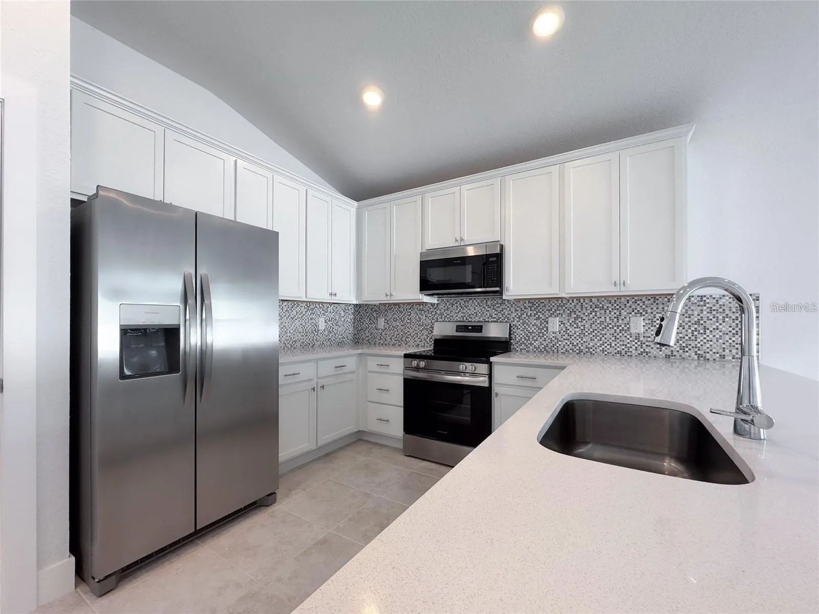 22442 PEACHLAND BLVD