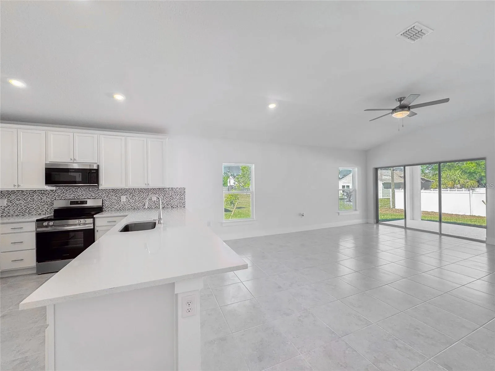 22442 PEACHLAND BLVD