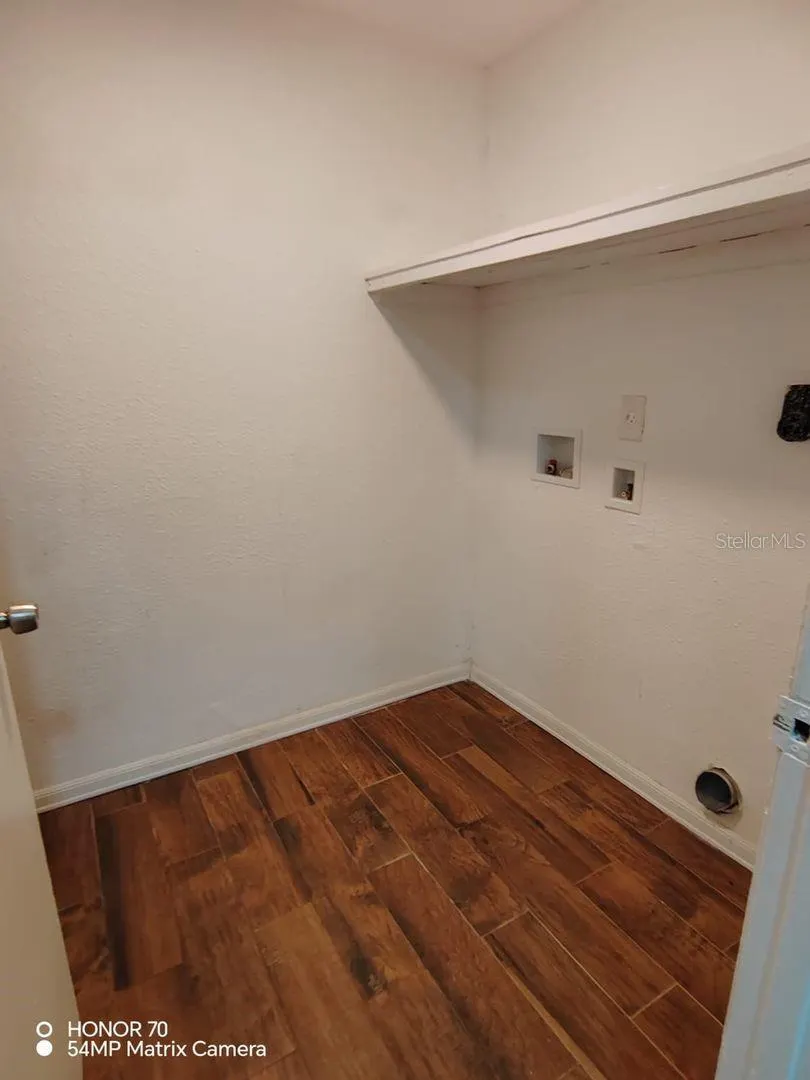 1103 33RD AVE W