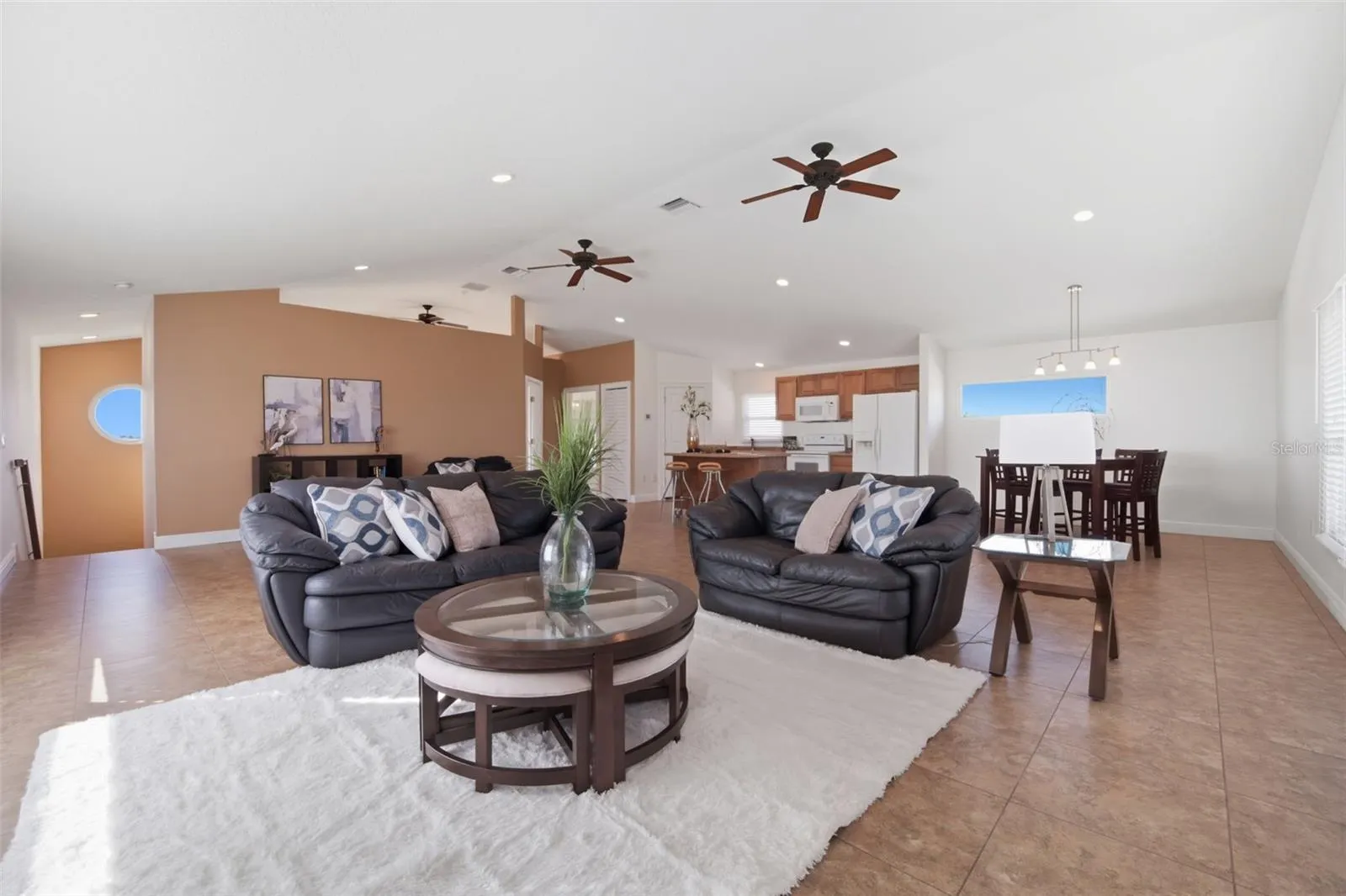 3215 GULF CITY RD