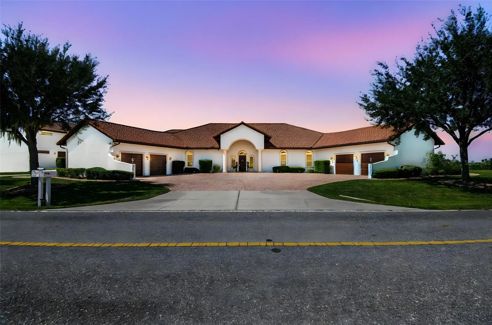 3215 GULF CITY RD