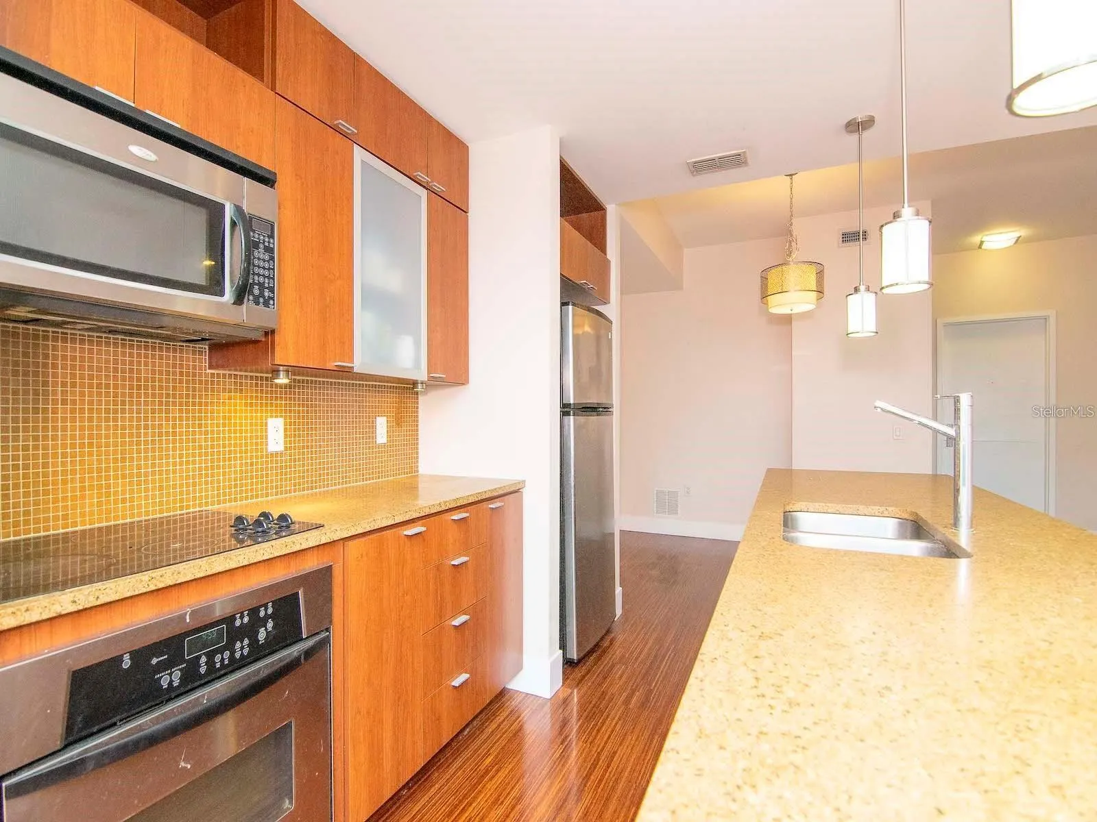 111 N 12TH ST #1413, #1413