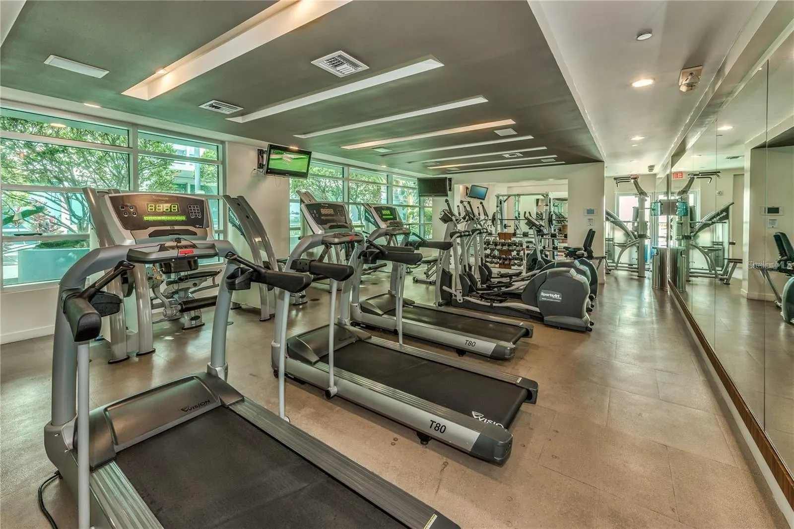 111 N 12TH ST #1413, #1413