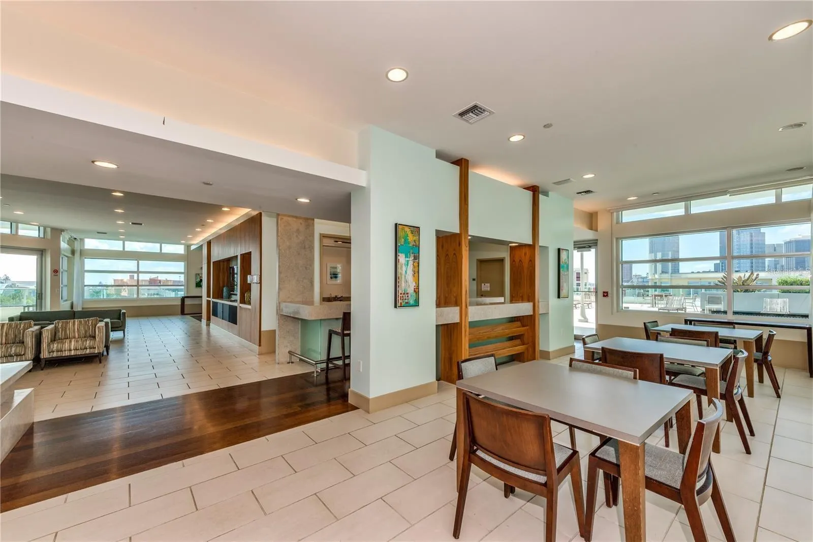 111 N 12TH ST #1413, #1413