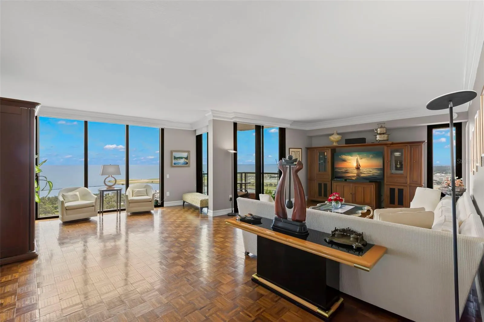 1 BEACH DR SE #2206, #2206