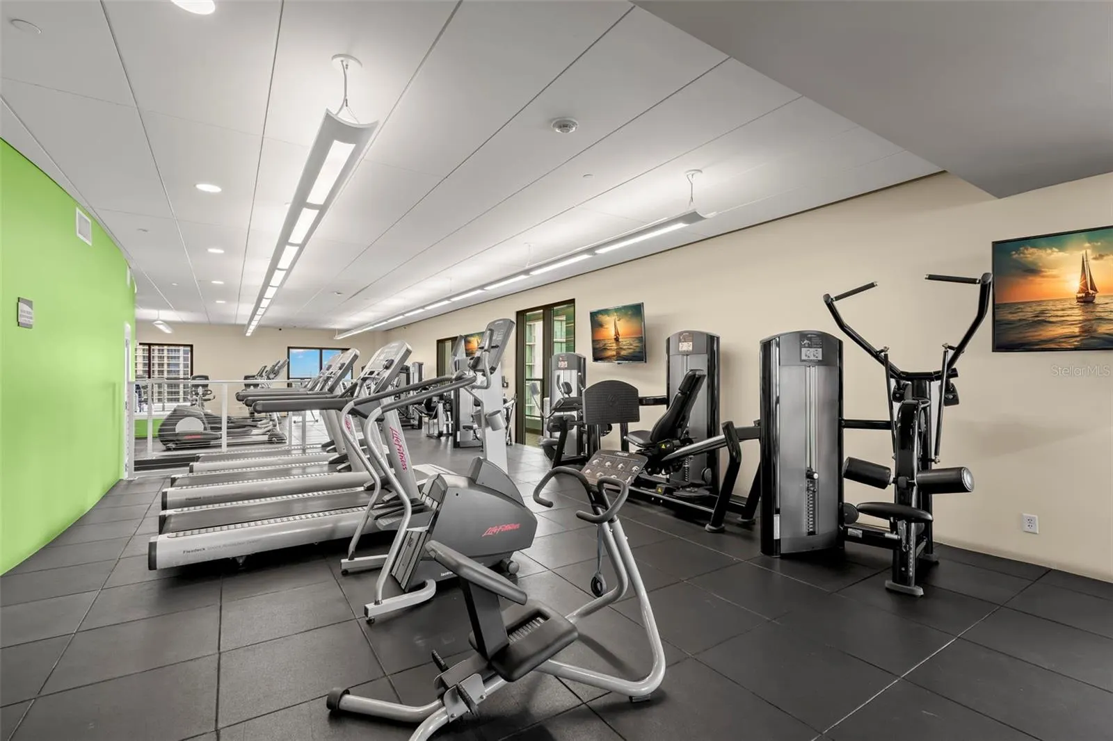 1 BEACH DR SE #2206, #2206