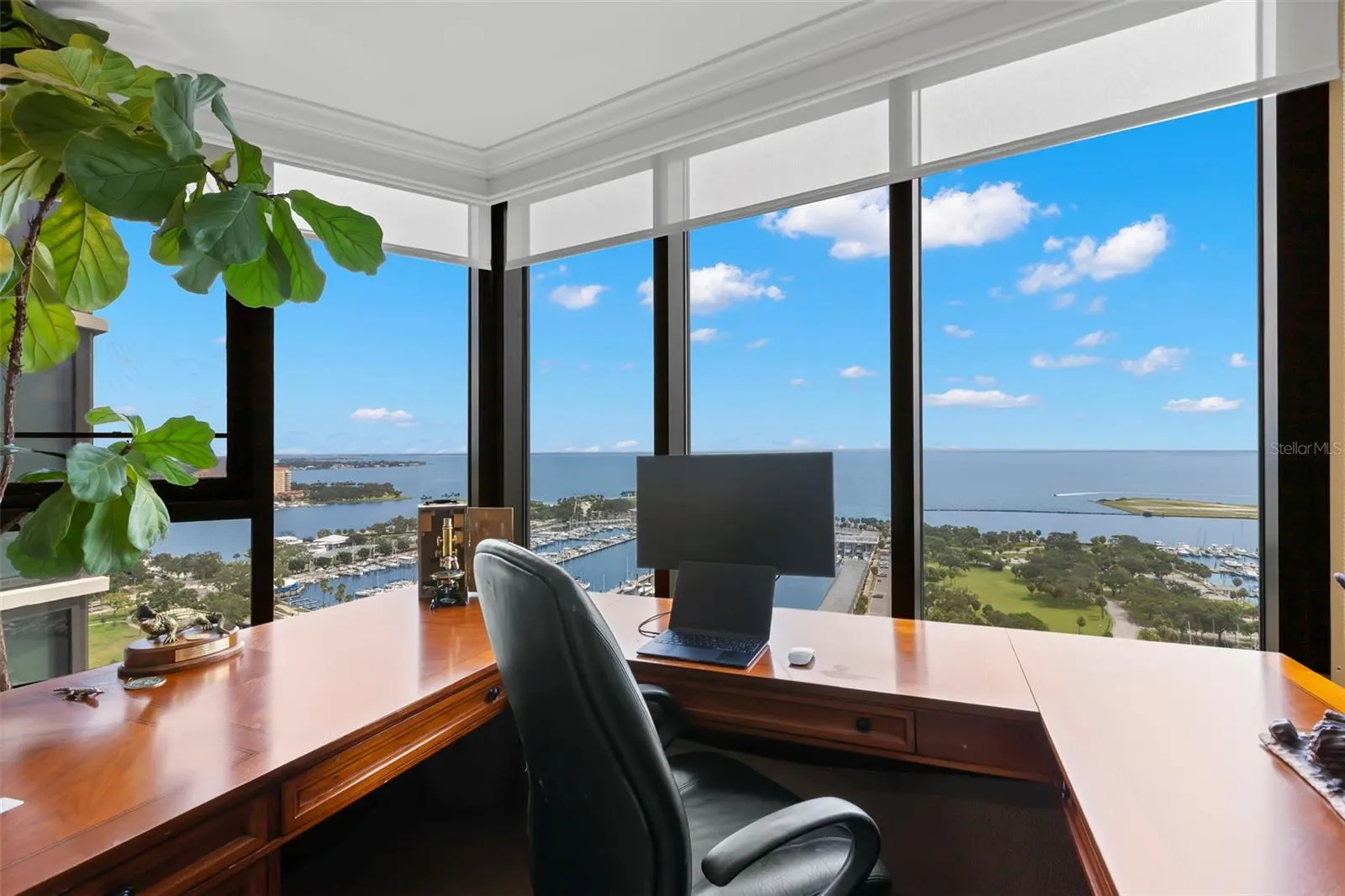 1 BEACH DR SE #2206, #2206