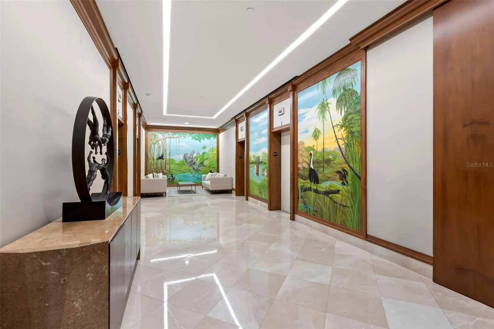 1 BEACH DR SE #2206, #2206