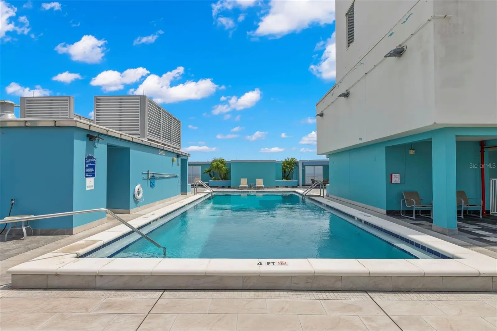 1 BEACH DR SE #2206, #2206