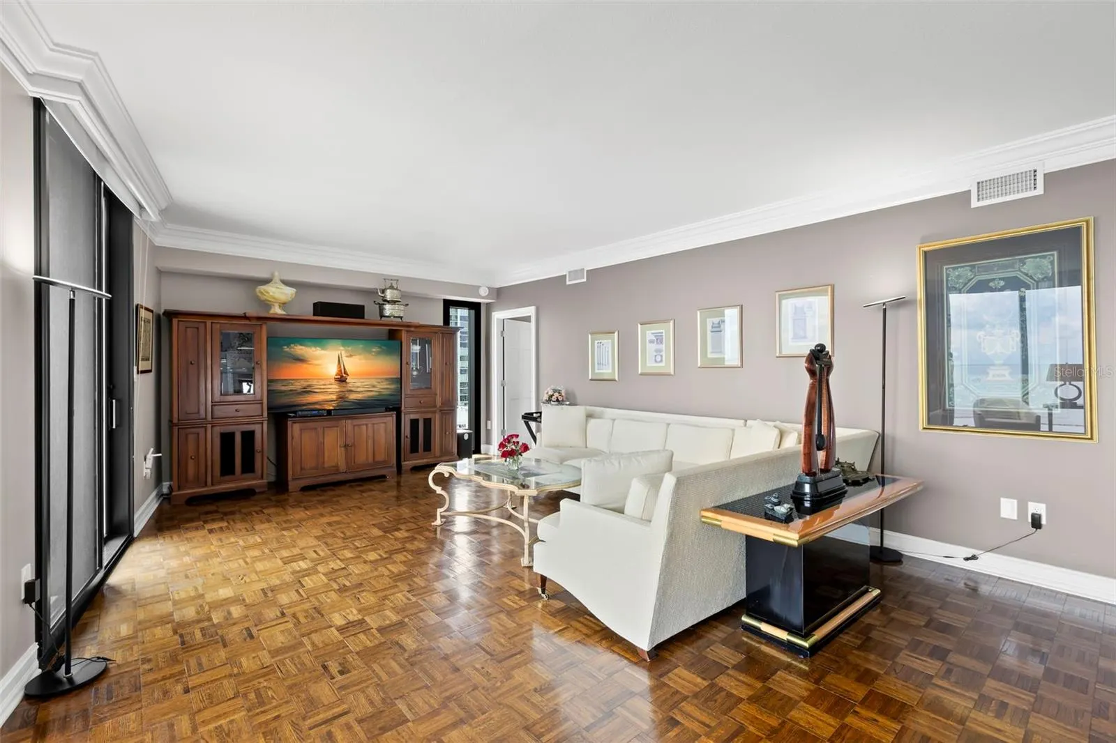 1 BEACH DR SE #2206, #2206