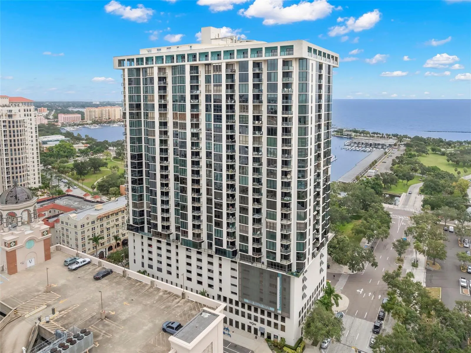 1 BEACH DR SE #2206, #2206