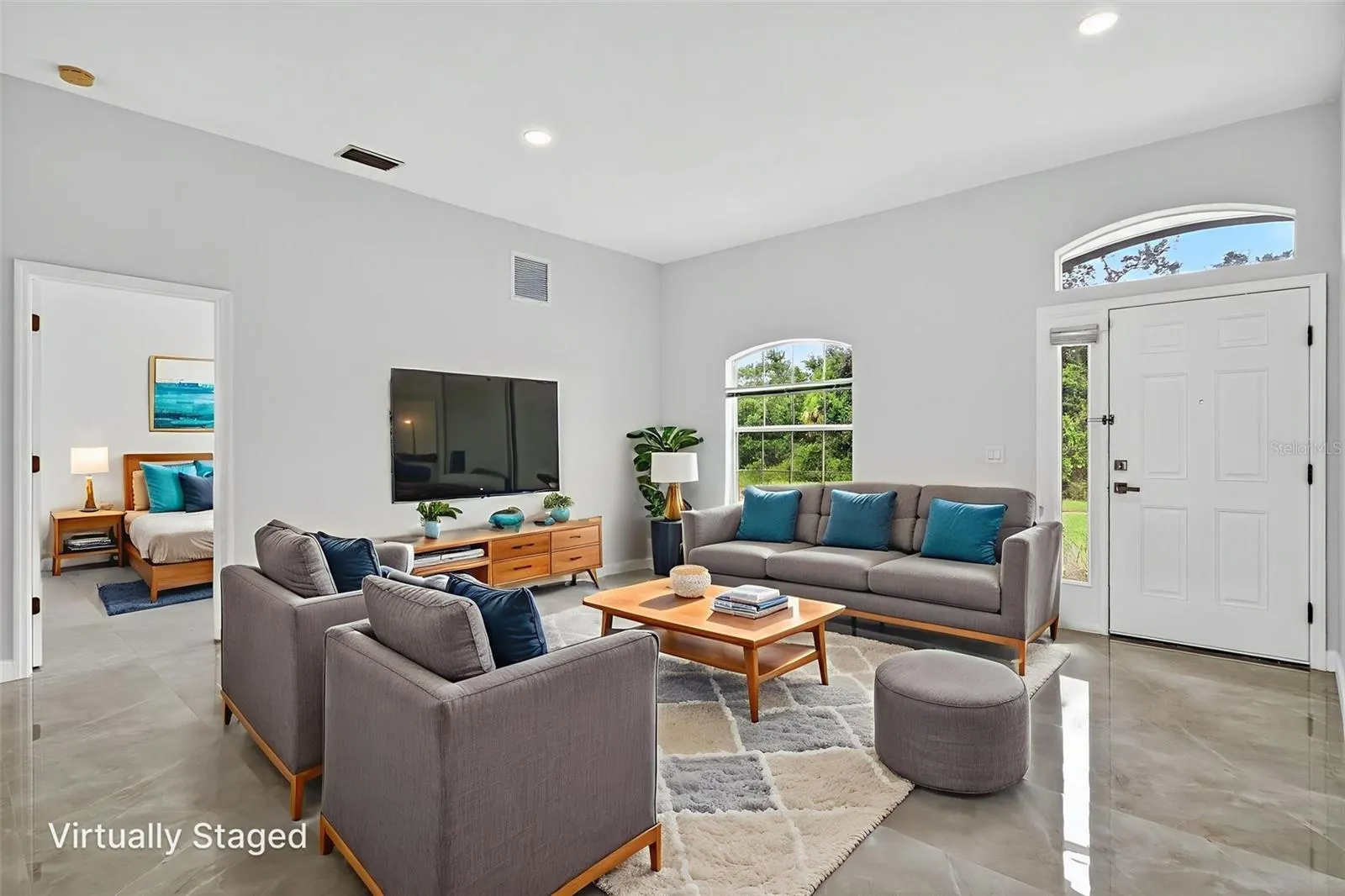 5366 DUNSMUIR RD
