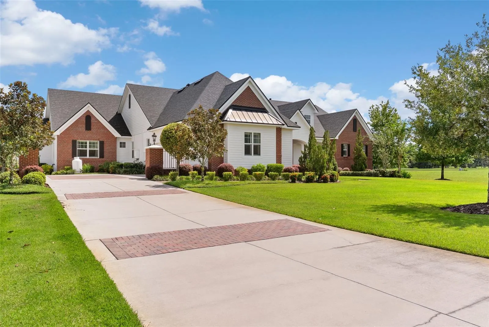 10705 CRANE HILL CT