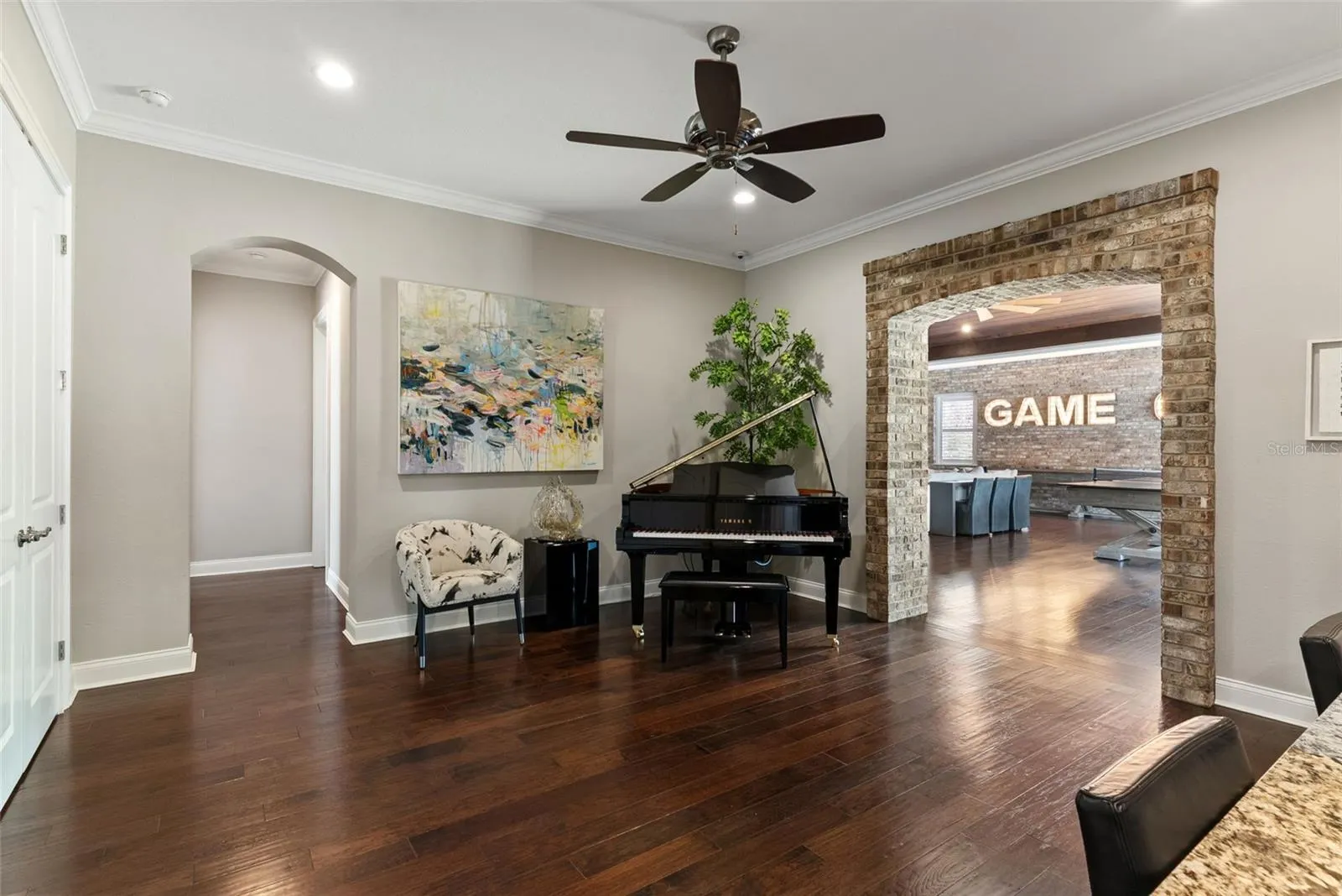 10705 CRANE HILL CT