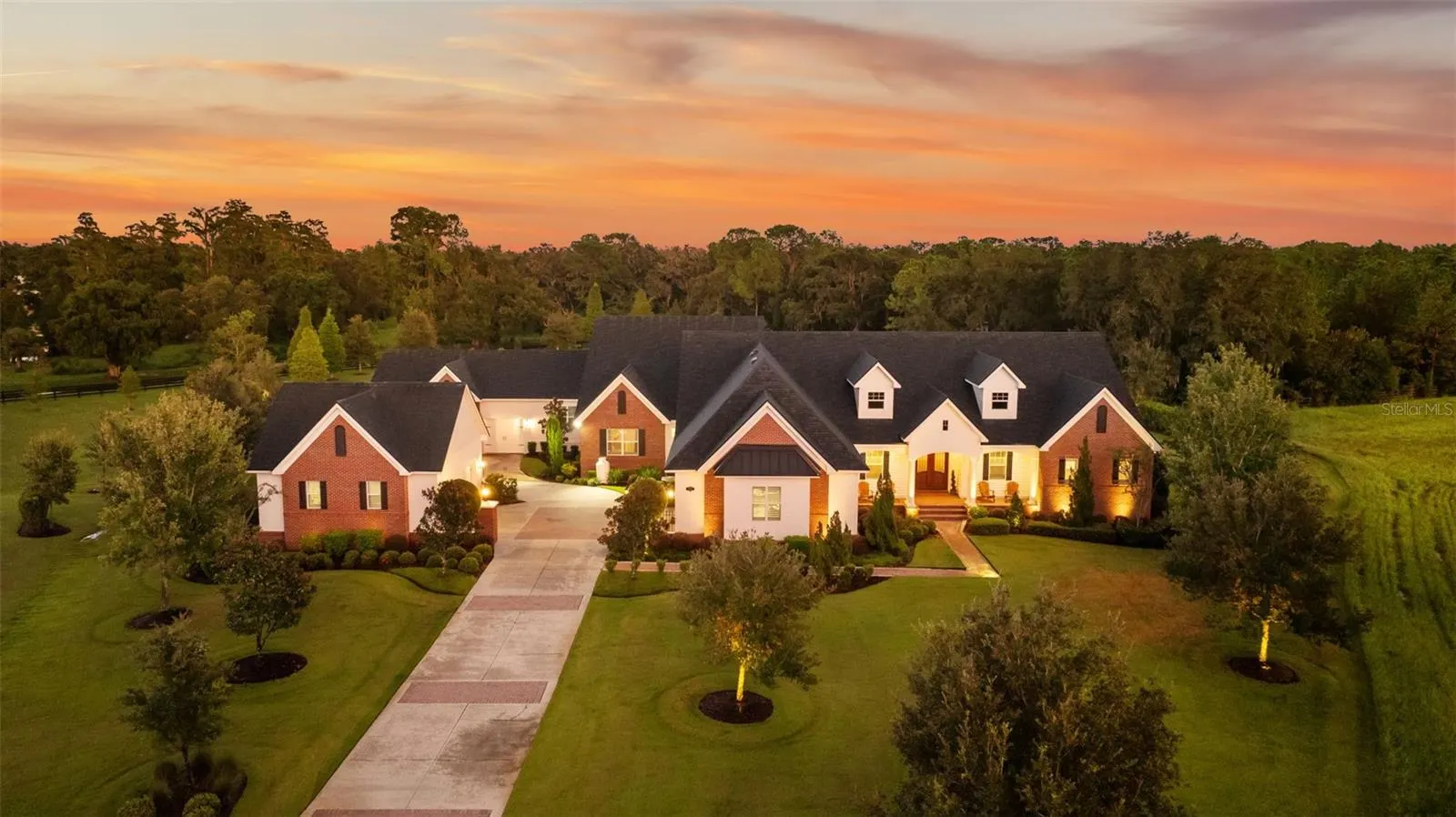 10705 CRANE HILL CT